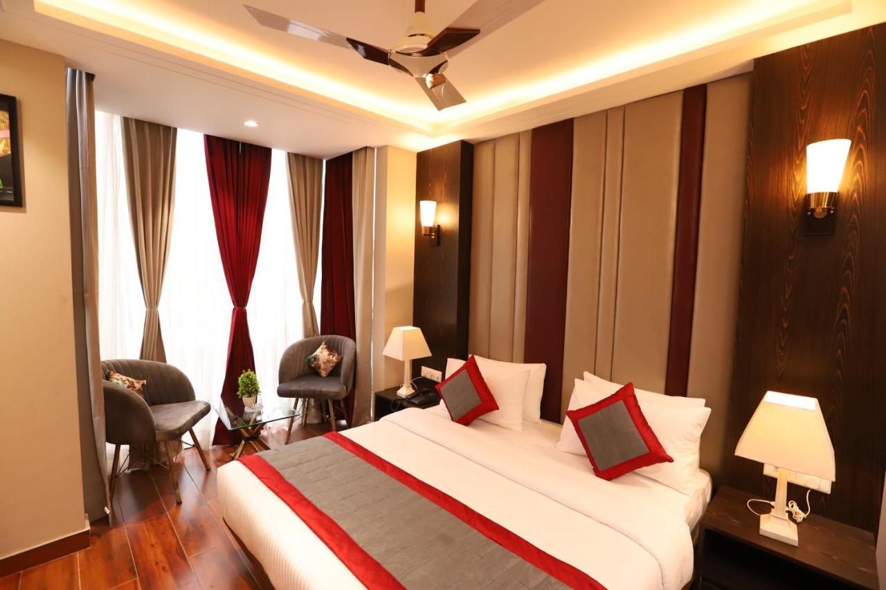 Hotel The Magic Tree - Paharganj Ню Делхи Екстериор снимка