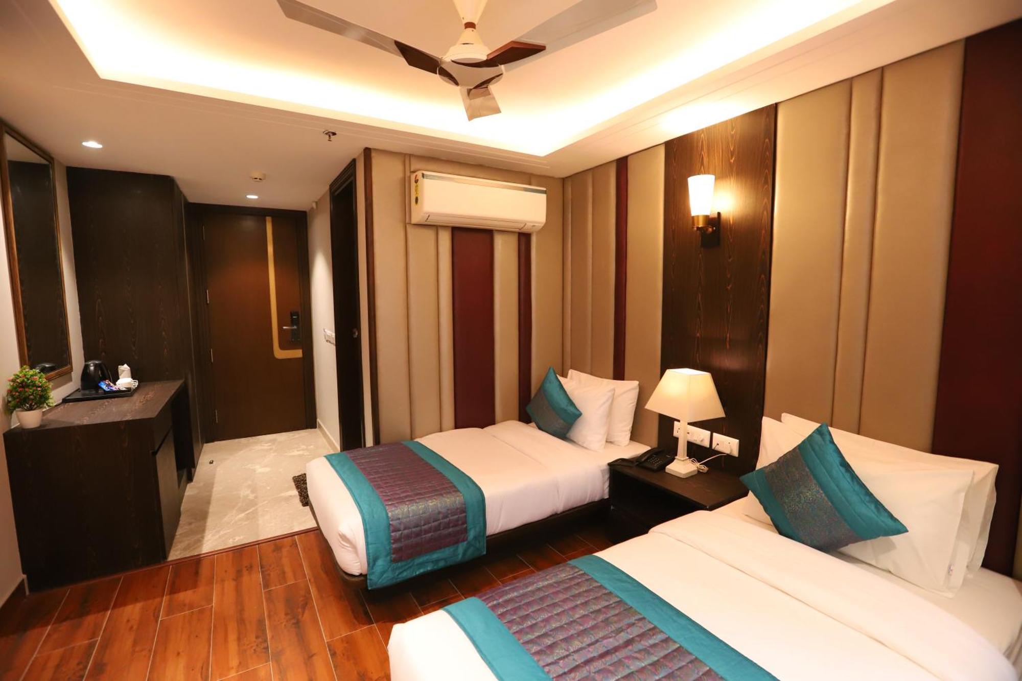 Hotel The Magic Tree - Paharganj Ню Делхи Екстериор снимка