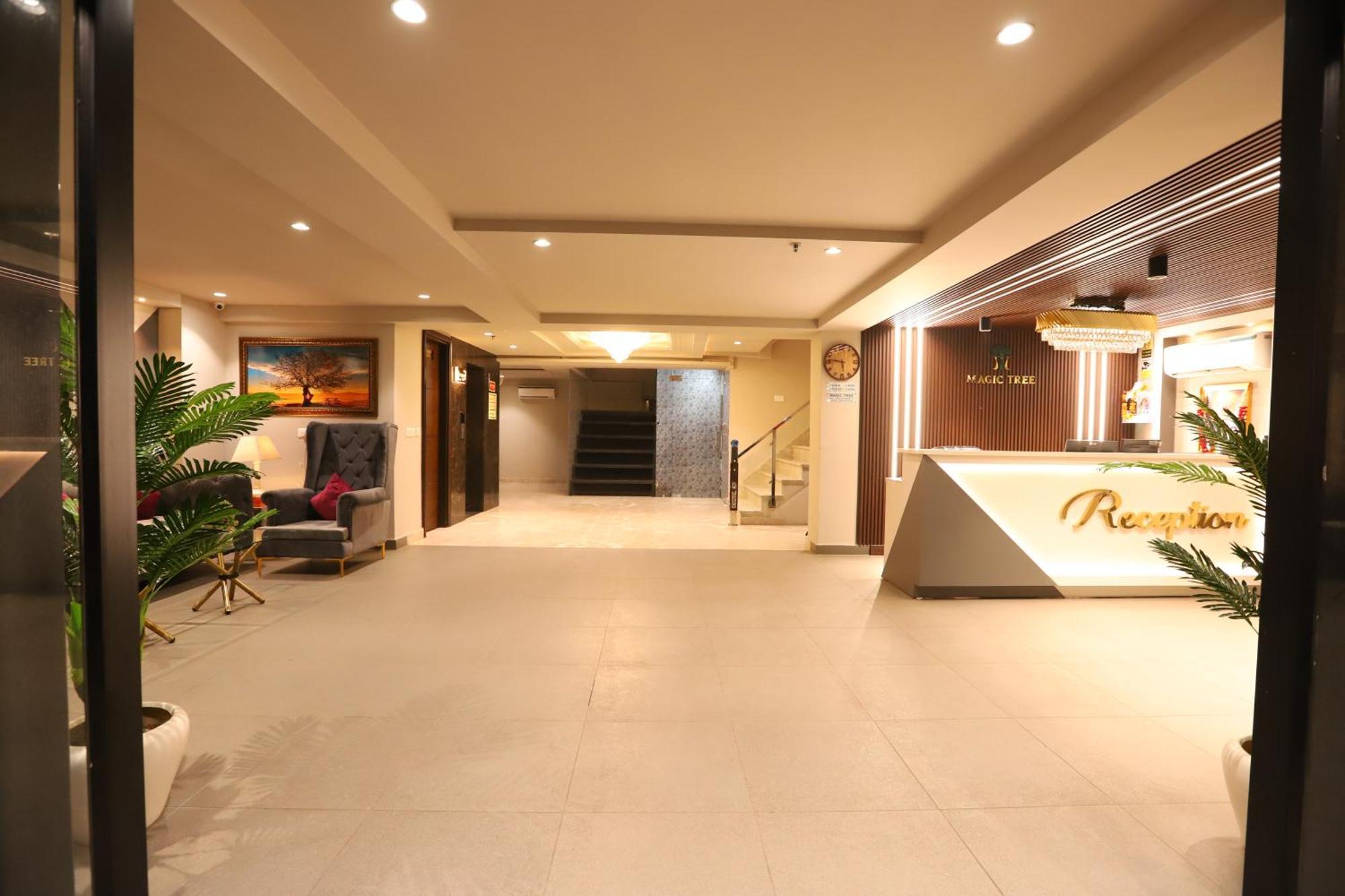 Hotel The Magic Tree - Paharganj Ню Делхи Екстериор снимка