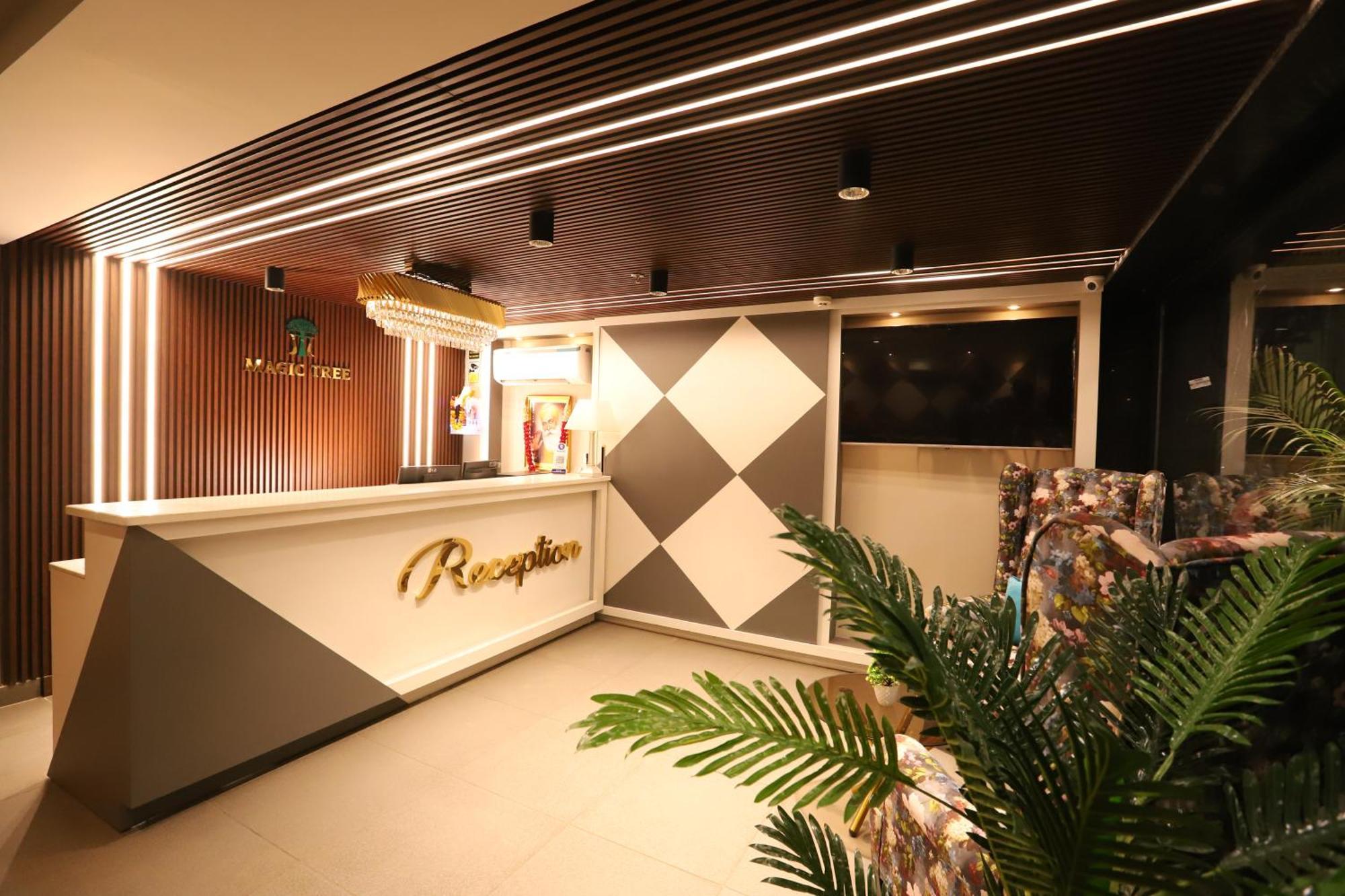 Hotel The Magic Tree - Paharganj Ню Делхи Екстериор снимка