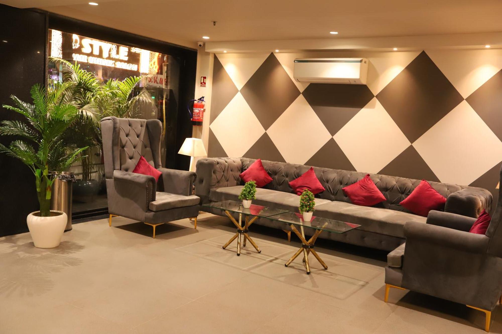 Hotel The Magic Tree - Paharganj Ню Делхи Екстериор снимка